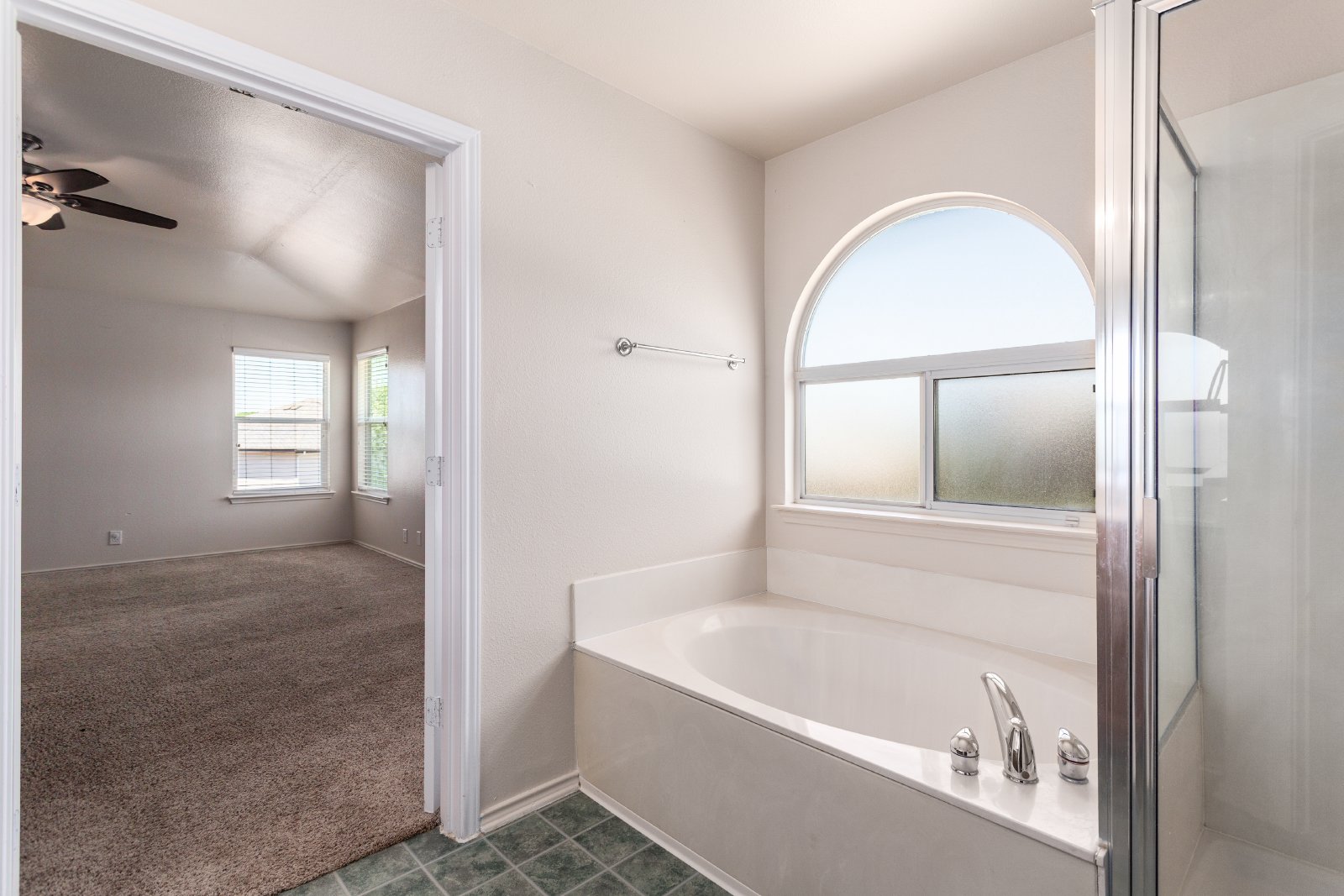 438 Leopard Claw San Antonio, TX 78251 property image