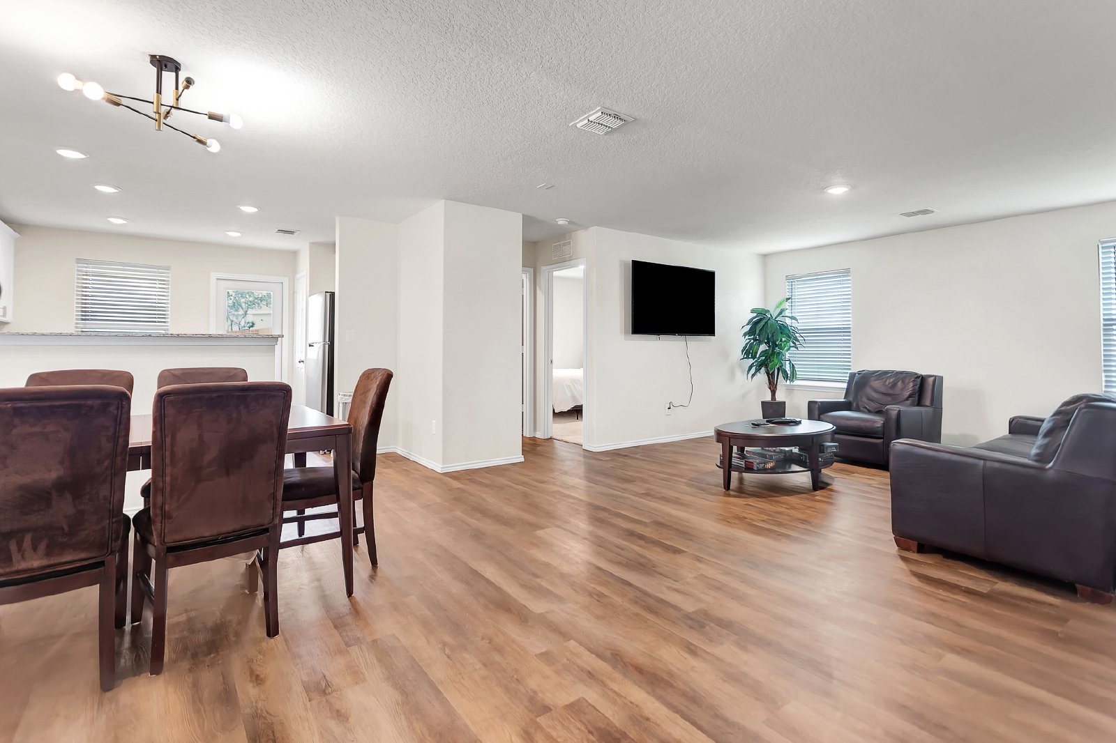 7360 Yucca Pl, San Antonio TX 78253 property image