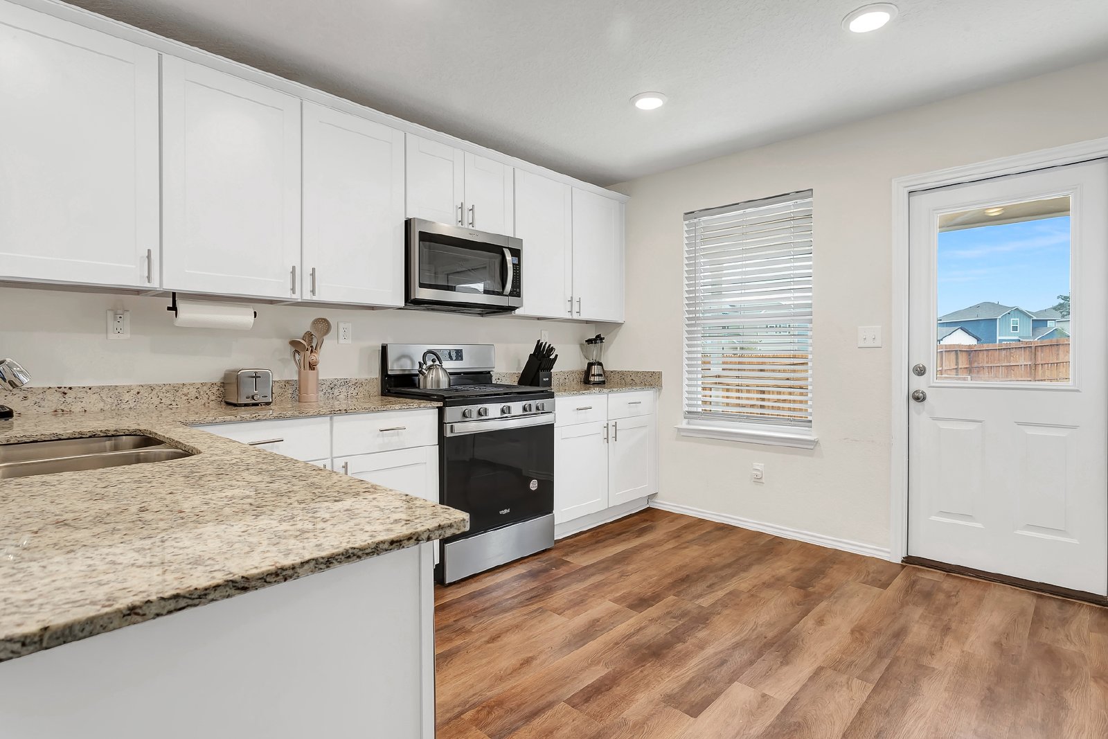 7360 Yucca Pl, San Antonio TX 78253 property image