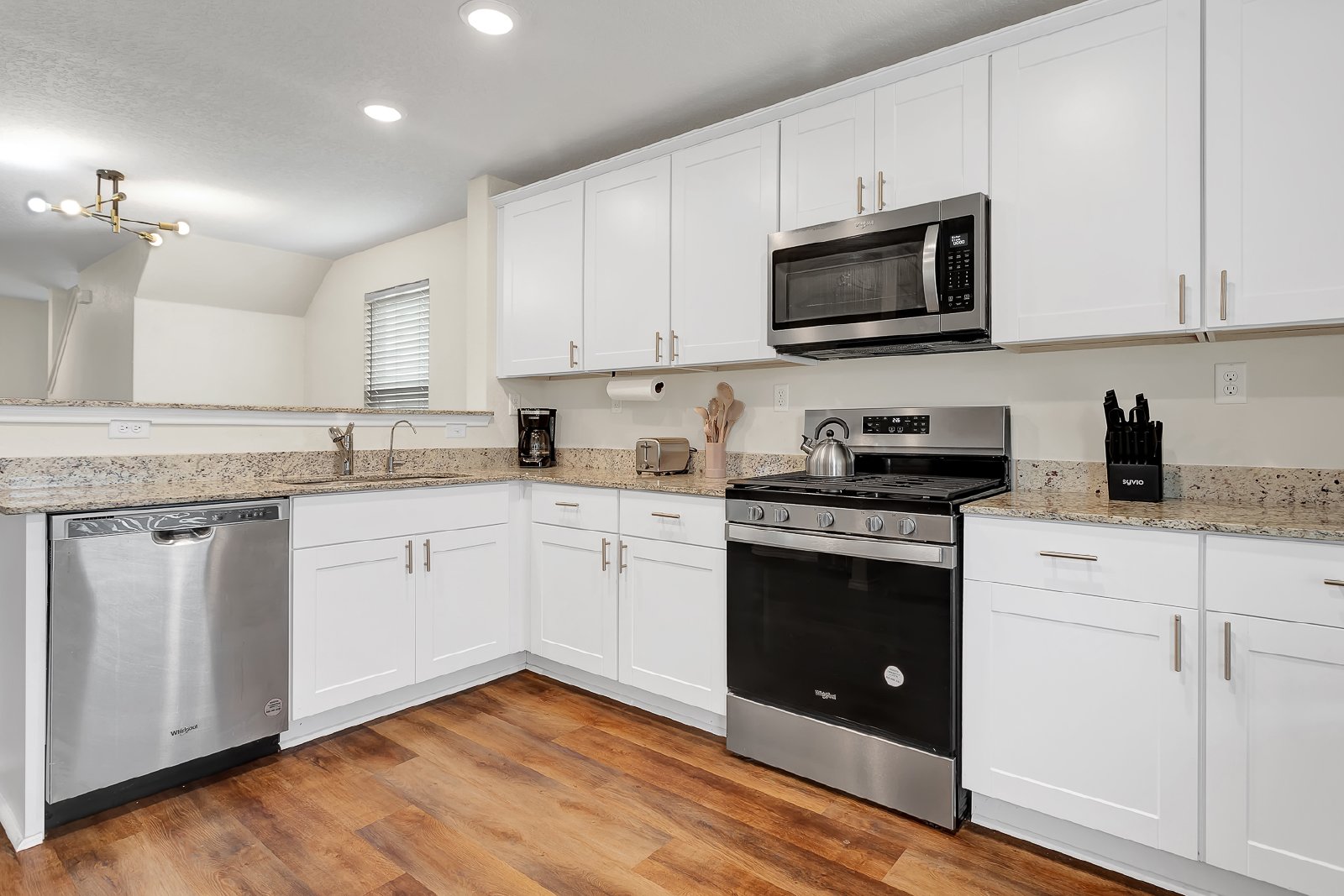 7360 Yucca Pl, San Antonio TX 78253 property image