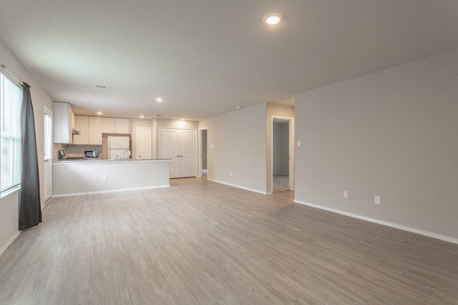 10723 Giacconi Dr, Converse, TX 78109 property image