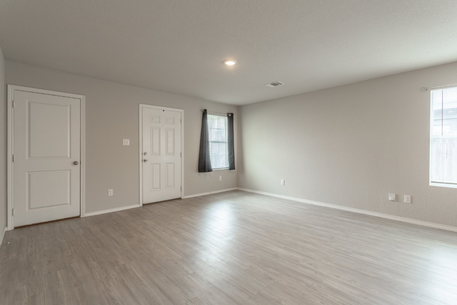 10723 Giacconi Dr, Converse, TX 78109 property image