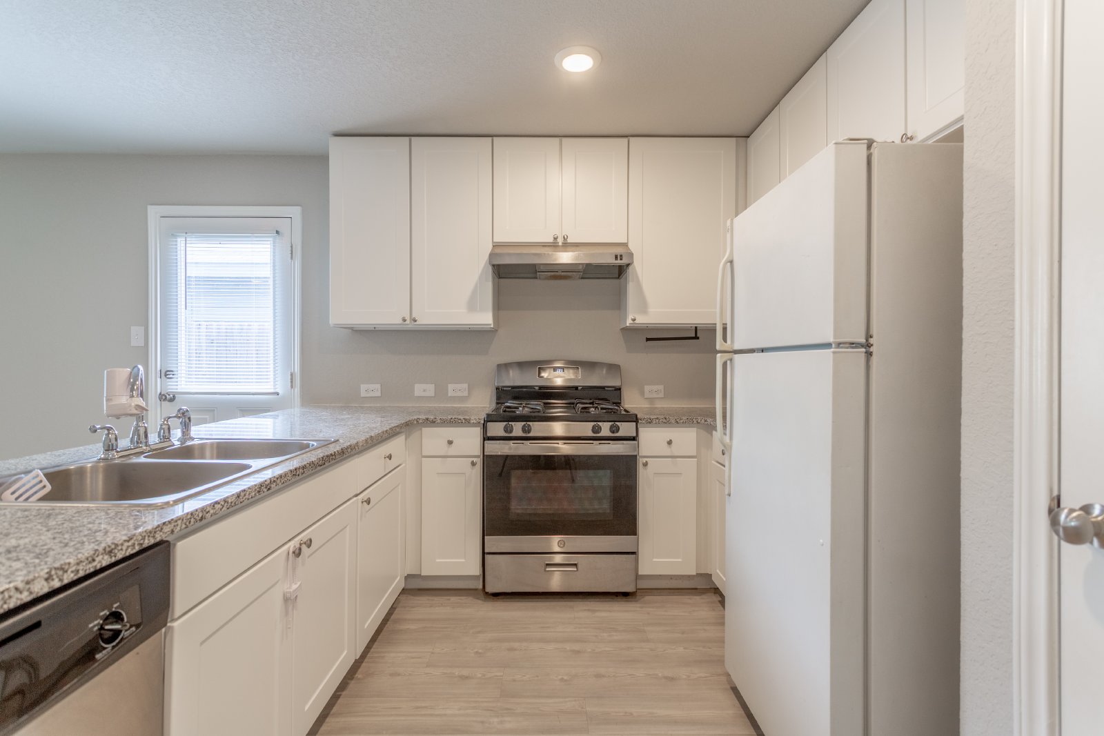 10723 Giacconi Dr, Converse, TX 78109 property image