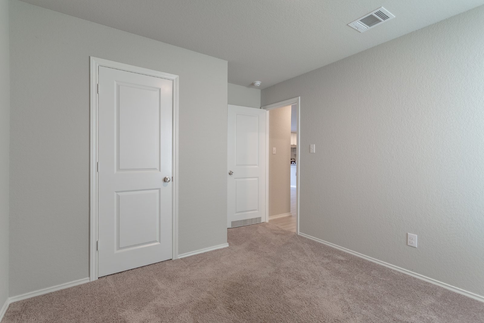 10723 Giacconi Dr, Converse, TX 78109 property image