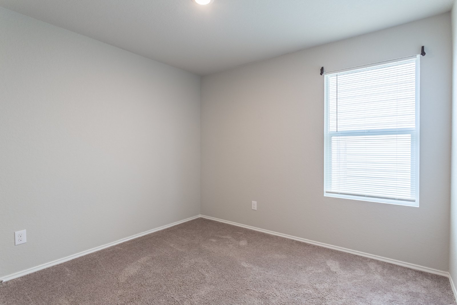 10723 Giacconi Dr, Converse, TX 78109 property image