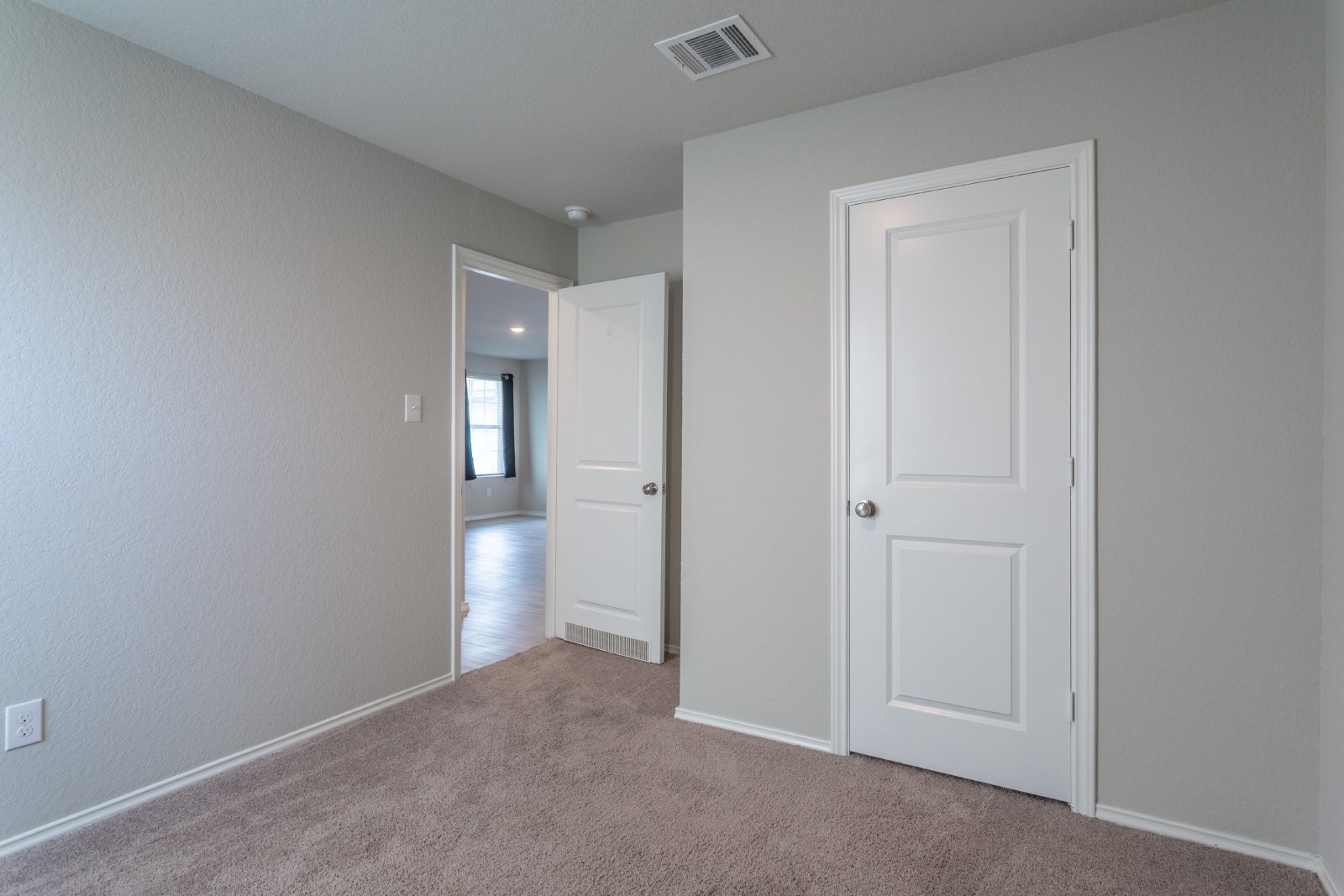 10723 Giacconi Dr, Converse, TX 78109 property image