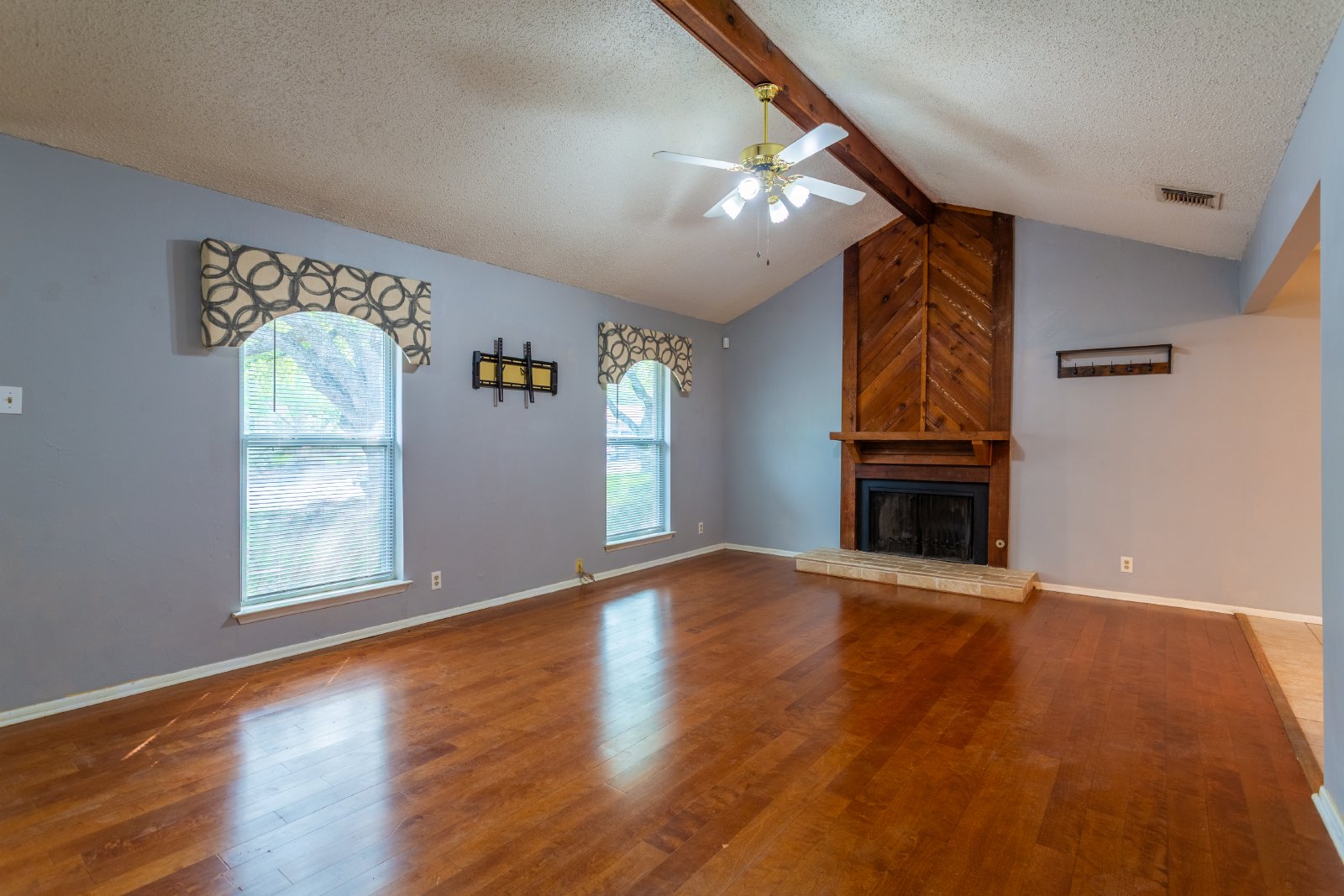 3023 Shingle Oak Dr, San Antonio, TX 78247 property image