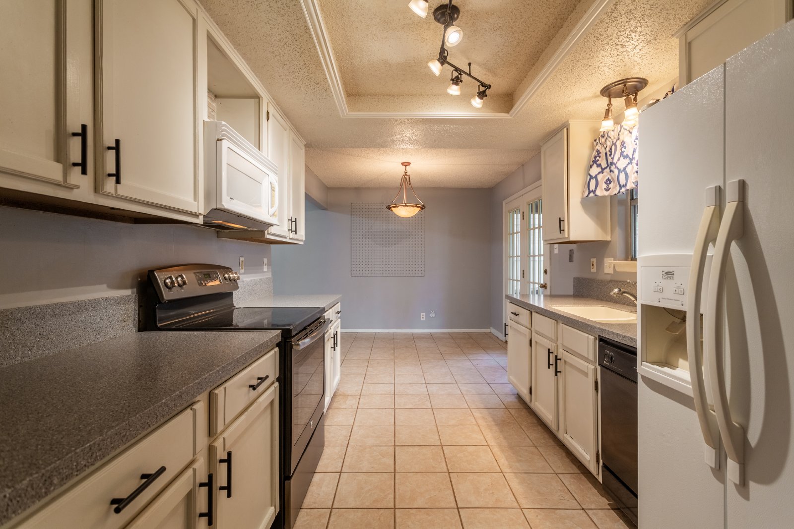 3023 Shingle Oak Dr, San Antonio, TX 78247 property image