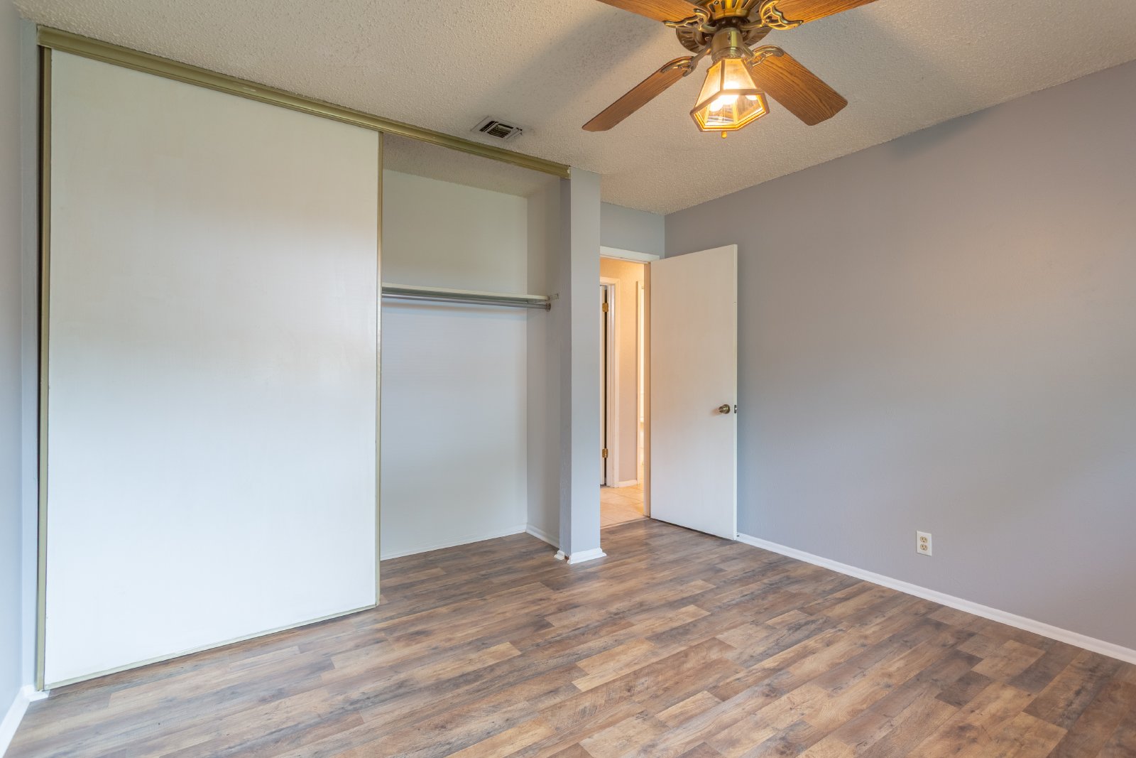 3023 Shingle Oak Dr, San Antonio, TX 78247 property image