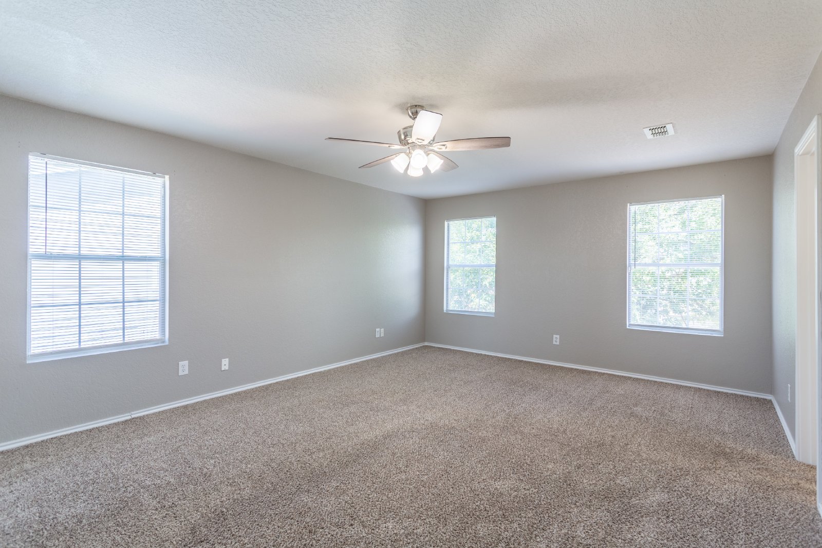 7711 Windview Way San Antonio, TX 78244 property image