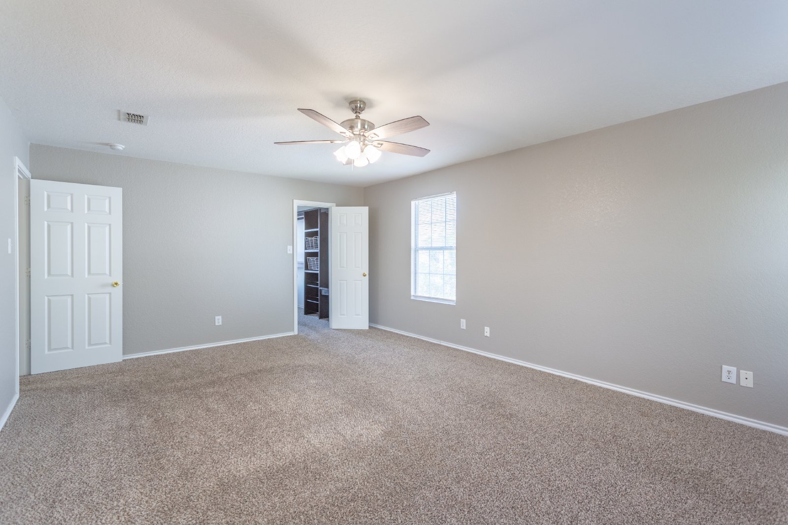 7711 Windview Way San Antonio, TX 78244 property image