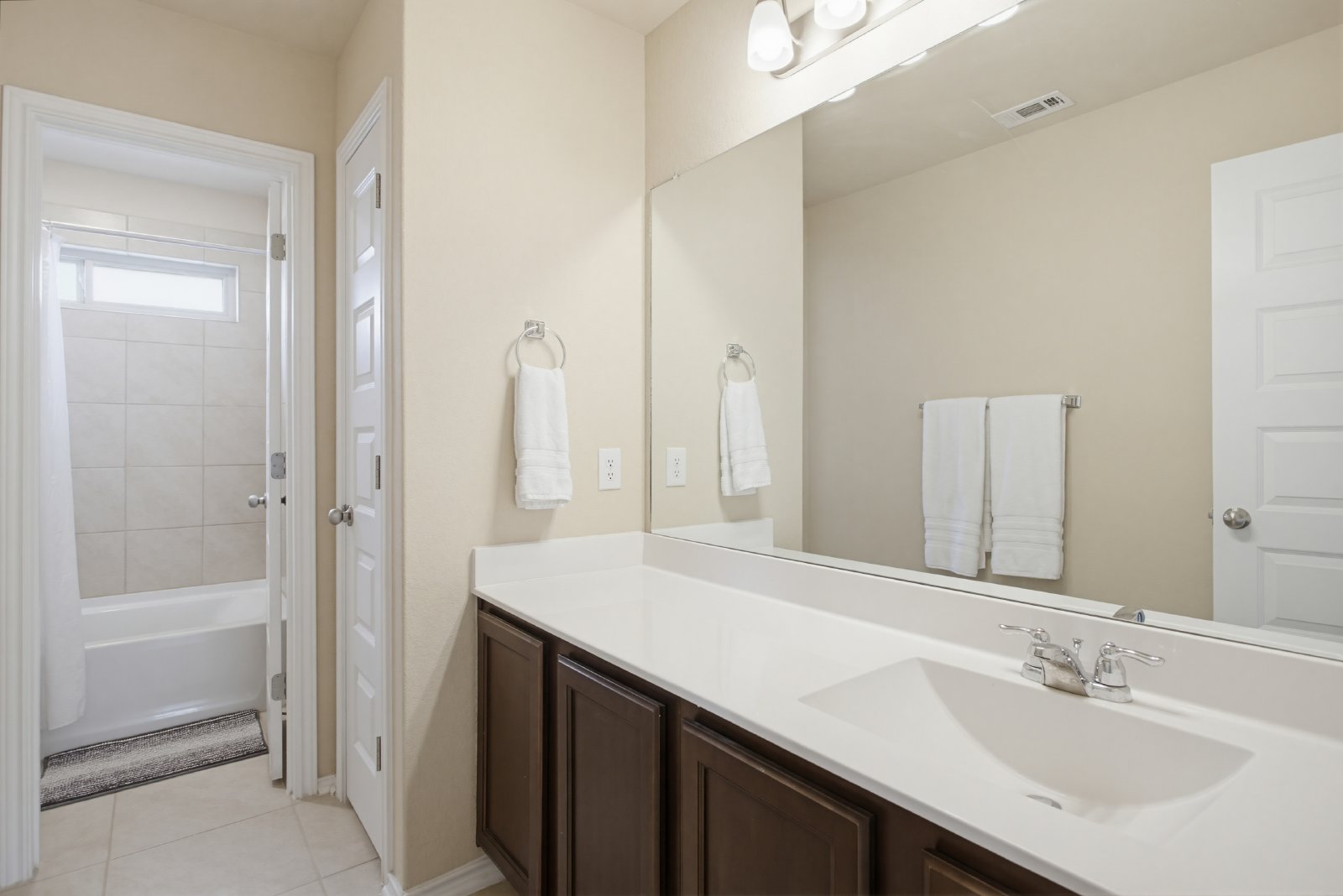 2038 Chelsea Grove New Braunfels, TX 78130 property image