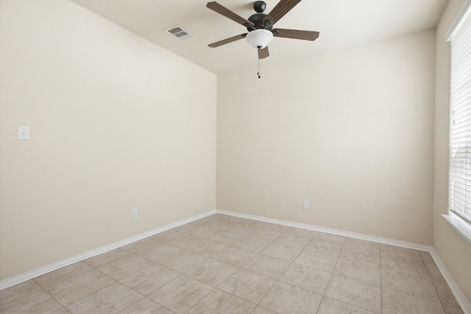 12427 Lincoln Crk, San Antonio, TX 78254 property image