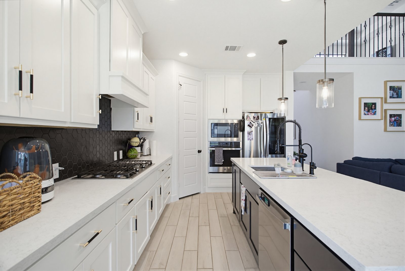 12307 Fort Dameron San Antonio, TX 78245 property image