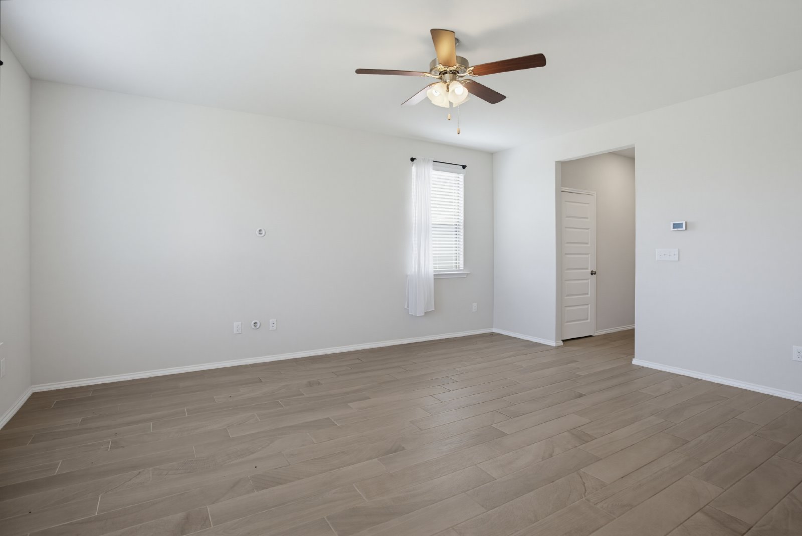 10803 Airman Dr, Converse, TX 78109 property image
