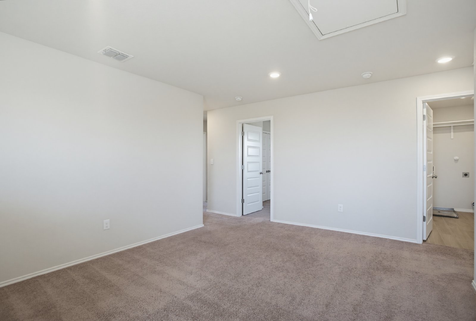 10803 Airman Dr, Converse, TX 78109 property image