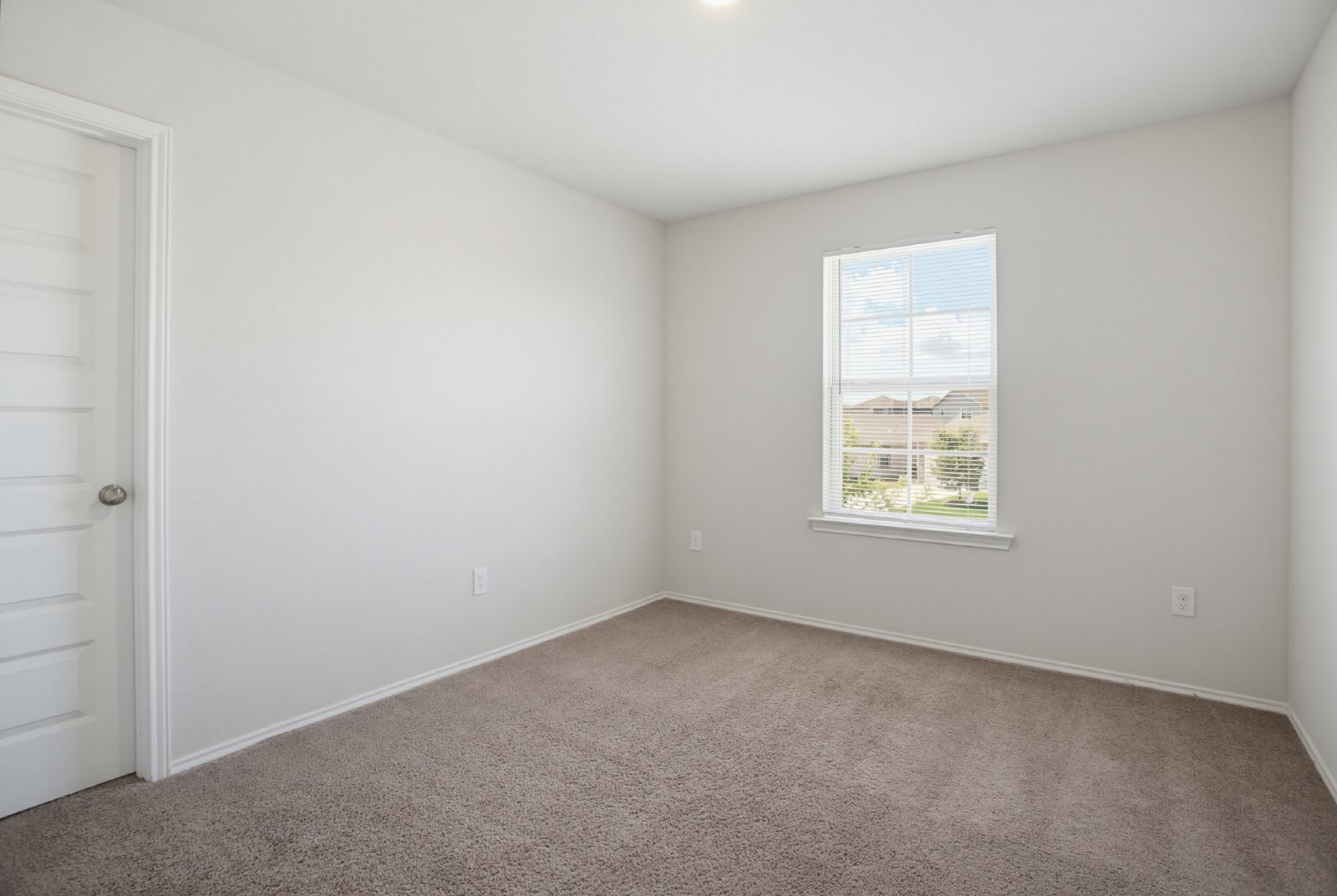 10803 Airman Dr, Converse, TX 78109 property image