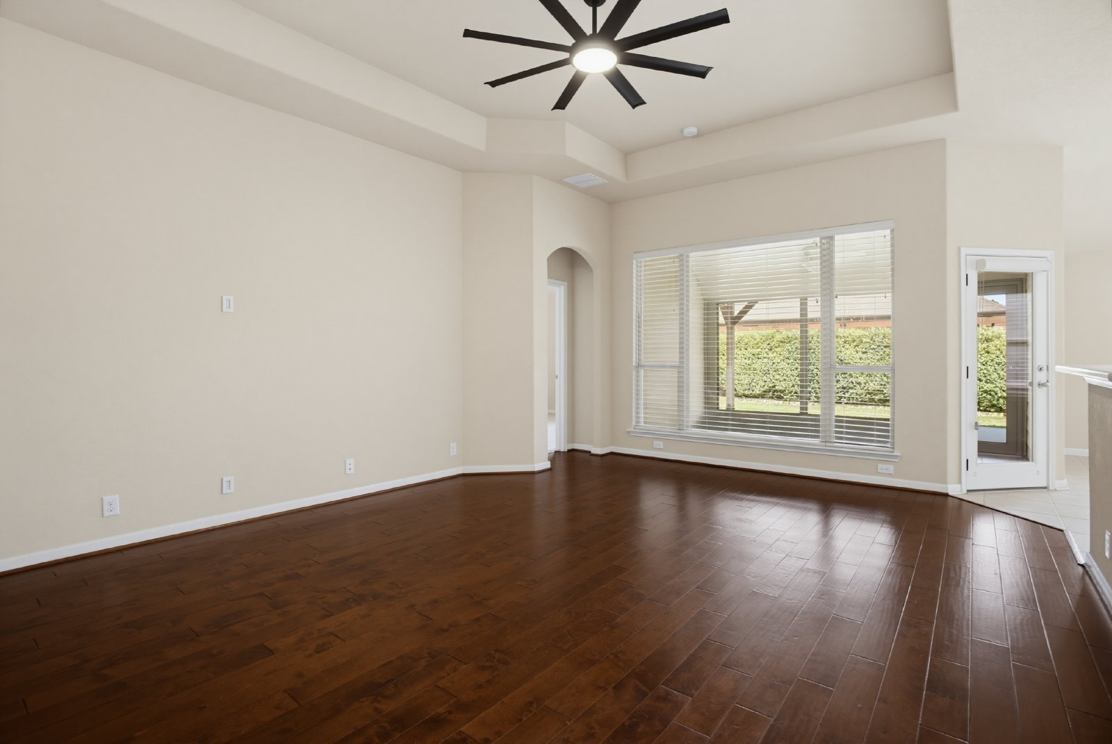 30612 Holstein Rd Bulverde, TX 78163 property image