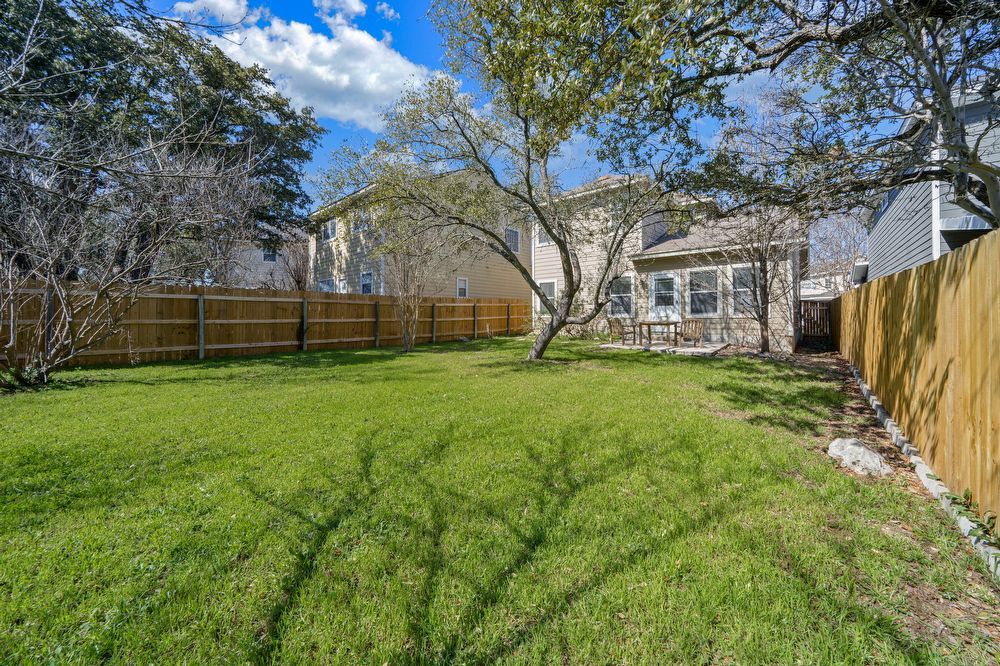 22223 Goldcrest Run, San Antonio TX 78260 property image