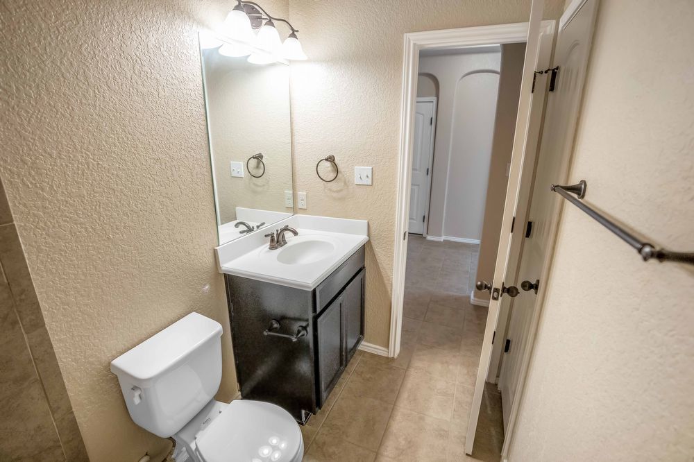 8611 Lantana Springs, Converse TX 78109 property image